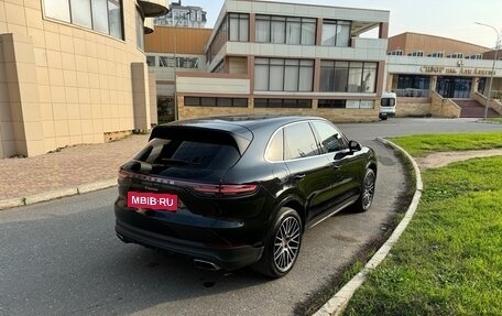 Porsche Cayenne III, 2022 год, 9 500 000 рублей, 2 фотография