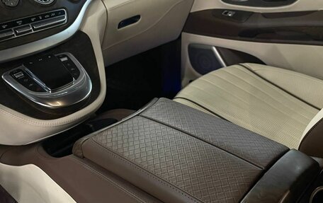 Mercedes-Benz Vito, 2022 год, 9 890 000 рублей, 23 фотография