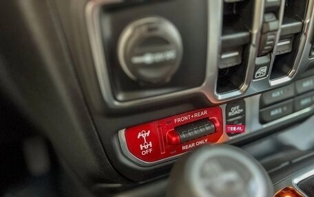 Jeep Wrangler, 2025 год, 18 890 000 рублей, 13 фотография