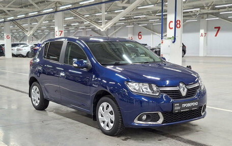 Renault Sandero II рестайлинг, 2017 год, 1 048 000 рублей, 3 фотография