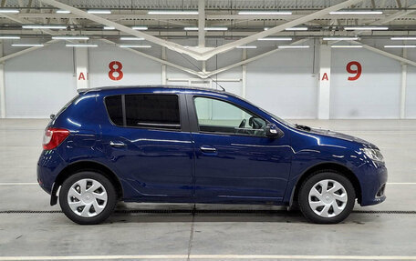 Renault Sandero II рестайлинг, 2017 год, 1 048 000 рублей, 4 фотография