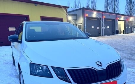 Skoda Octavia, 2017 год, 2 000 000 рублей, 3 фотография