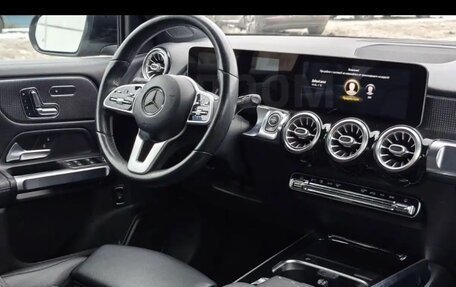 Mercedes-Benz GLB, 2020 год, 3 300 000 рублей, 2 фотография