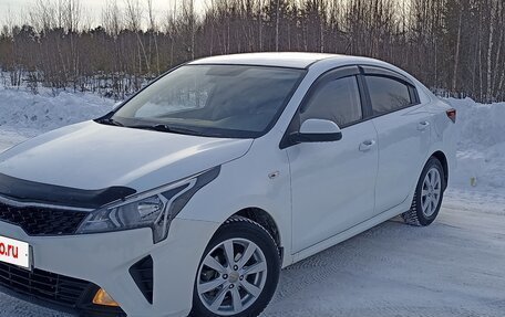 KIA Rio IV, 2020 год, 1 300 000 рублей, 3 фотография