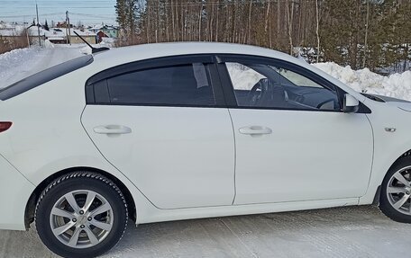 KIA Rio IV, 2020 год, 1 300 000 рублей, 2 фотография