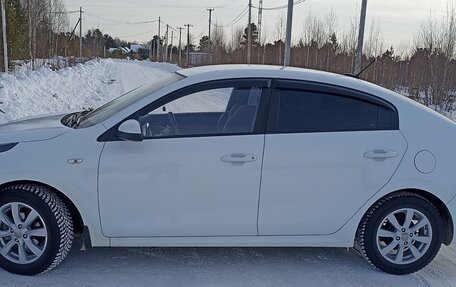 KIA Rio IV, 2020 год, 1 300 000 рублей, 4 фотография