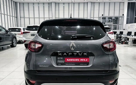 Renault Kaptur I рестайлинг, 2018 год, 1 350 000 рублей, 6 фотография