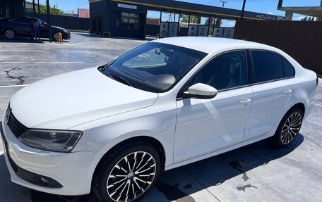 Volkswagen Jetta VI, 2013 год, 1 150 000 рублей, 1 фотография