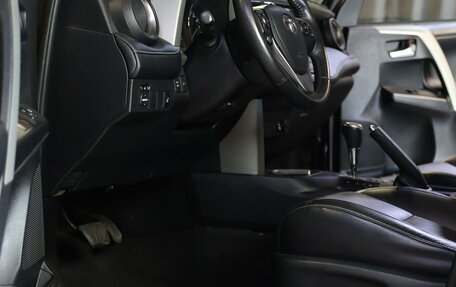 Toyota RAV4, 2017 год, 2 699 000 рублей, 11 фотография