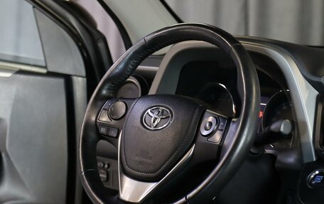 Toyota RAV4, 2017 год, 2 699 000 рублей, 8 фотография