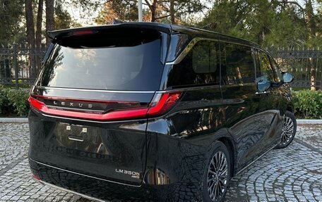 Lexus LM, 2026 год, 21 590 000 рублей, 4 фотография