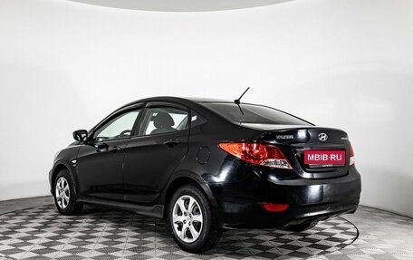 Hyundai Solaris II рестайлинг, 2012 год, 700 000 рублей, 6 фотография