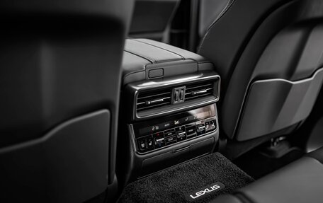 Lexus LX, 2025 год, 19 900 000 рублей, 19 фотография