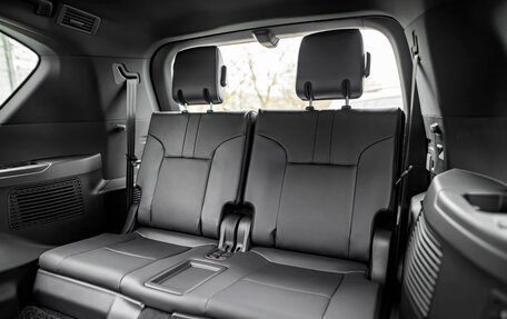 Lexus LX, 2025 год, 19 900 000 рублей, 20 фотография