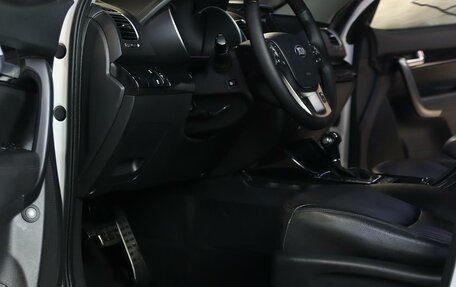 KIA Sorento II рестайлинг, 2018 год, 1 999 000 рублей, 13 фотография