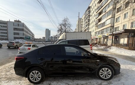 KIA Rio IV, 2017 год, 950 000 рублей, 9 фотография