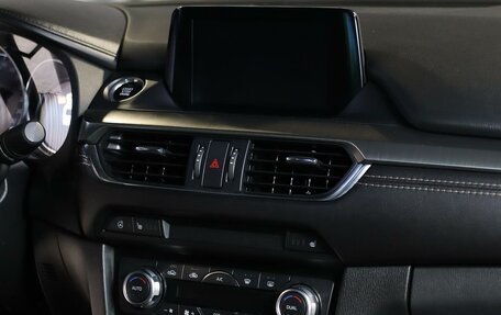 Mazda 6, 2017 год, 1 899 000 рублей, 17 фотография