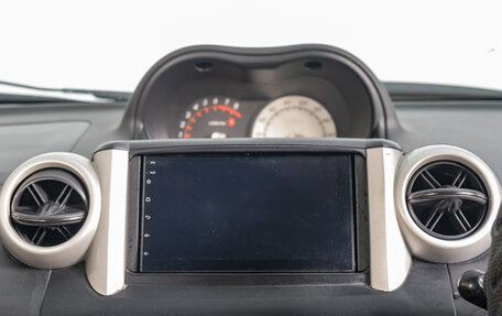 Toyota Ist II, 2003 год, 499 000 рублей, 13 фотография