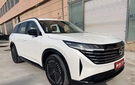 Nissan Pathfinder, 2025 год, 3 фотография