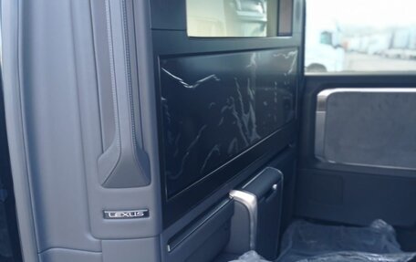 Lexus LM, 2026 год, 21 590 000 рублей, 6 фотография