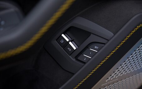 Lamborghini Urus I, 2025 год, 39 900 000 рублей, 18 фотография