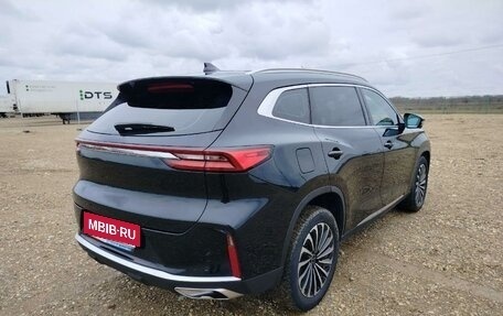 CheryExeed TXL, 2021 год, 1 815 000 рублей, 3 фотография