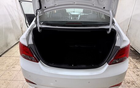 Hyundai Solaris II рестайлинг, 2015 год, 1 400 000 рублей, 10 фотография