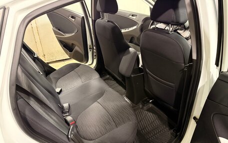 Hyundai Solaris II рестайлинг, 2015 год, 1 400 000 рублей, 3 фотография