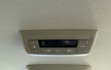 Honda Stepwgn IV, 2017 год, 1 690 000 рублей, 14 фотография