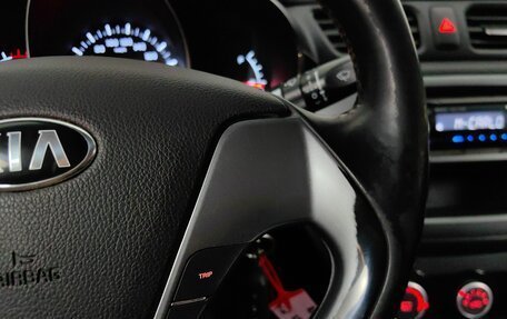 KIA Rio III рестайлинг, 2015 год, 757 000 рублей, 18 фотография