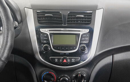 Hyundai Solaris II рестайлинг, 2013 год, 839 000 рублей, 18 фотография