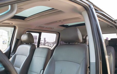 Hyundai Grand Starex Grand Starex I рестайлинг 2, 2015 год, 1 495 000 рублей, 16 фотография