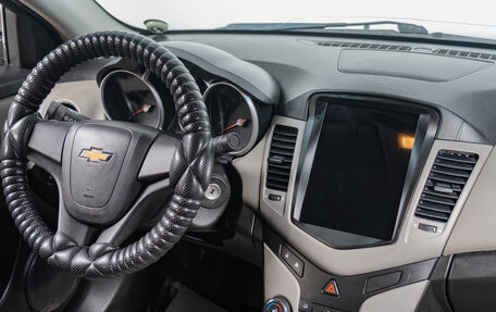 Chevrolet Cruze II, 2011 год, 829 000 рублей, 9 фотография