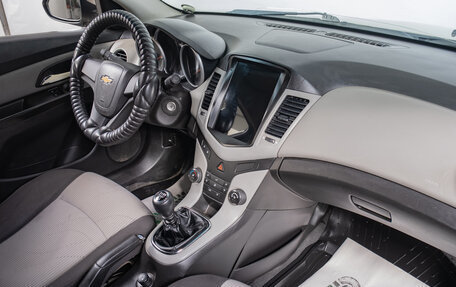 Chevrolet Cruze II, 2011 год, 829 000 рублей, 13 фотография