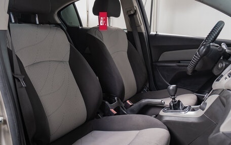 Chevrolet Cruze II, 2011 год, 829 000 рублей, 17 фотография