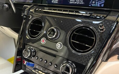 Rolls-Royce Cullinan, 2025 год, 71 900 000 рублей, 13 фотография