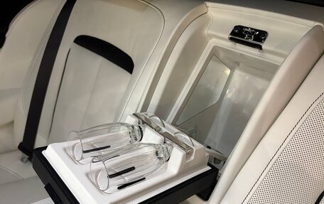 Rolls-Royce Cullinan, 2025 год, 71 900 000 рублей, 23 фотография