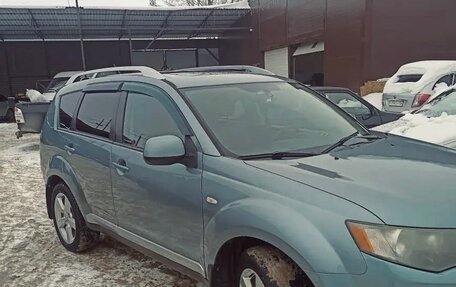 Mitsubishi Outlander III рестайлинг 3, 2008 год, 910 000 рублей, 3 фотография