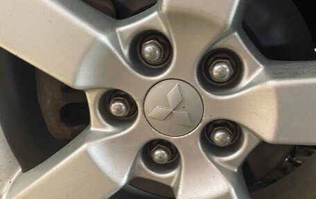 Mitsubishi Outlander III рестайлинг 3, 2008 год, 910 000 рублей, 6 фотография