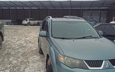 Mitsubishi Outlander III рестайлинг 3, 2008 год, 910 000 рублей, 5 фотография