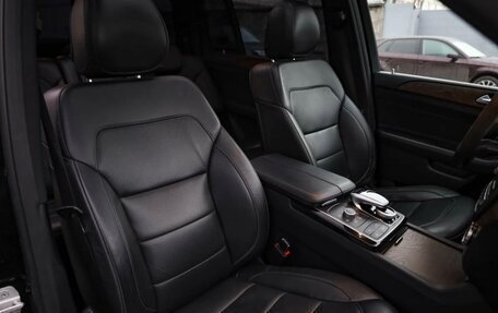 Mercedes-Benz GLS, 2017 год, 4 250 000 рублей, 24 фотография