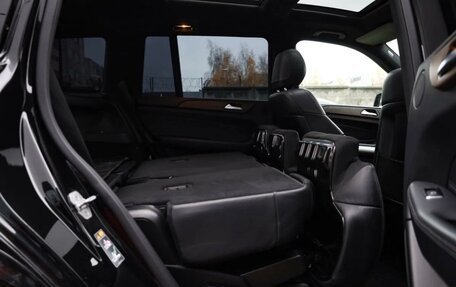 Mercedes-Benz GLS, 2017 год, 4 250 000 рублей, 25 фотография