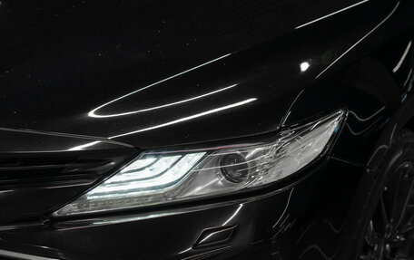 Toyota Camry, 2018 год, 2 650 000 рублей, 22 фотография