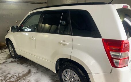 Suzuki Grand Vitara, 2011 год, 890 000 рублей, 1 фотография