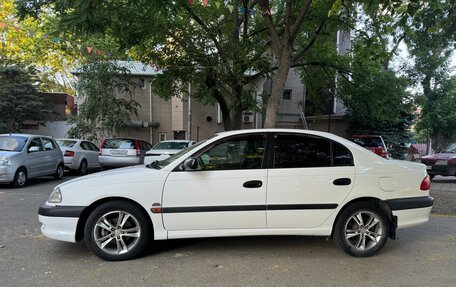 Toyota Avensis III рестайлинг, 2002 год, 580 000 рублей, 9 фотография