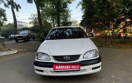 Toyota Avensis III рестайлинг, 2002 год, 580 000 рублей, 8 фотография