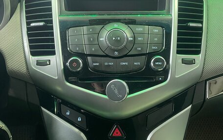 Chevrolet Cruze II, 2011 год, 750 000 рублей, 7 фотография