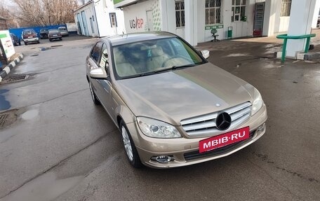 Mercedes-Benz C-Класс, 2008 год, 1 050 000 рублей, 2 фотография