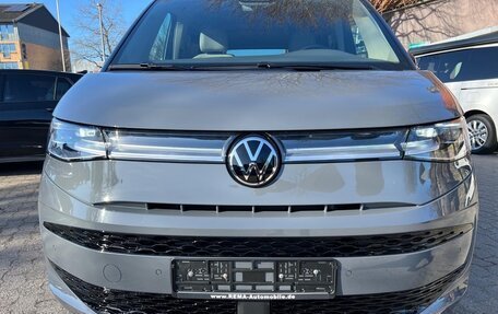Volkswagen Multivan, 2025 год, 8 100 000 рублей, 3 фотография