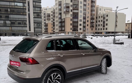 Volkswagen Tiguan II, 2018 год, 2 990 000 рублей, 9 фотография